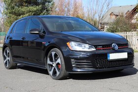 VW Golf 2,0 GTI - 2