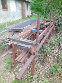 Hromada železa za odvoz - 2