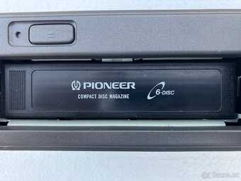 Pioneer CDX - P610 - 2