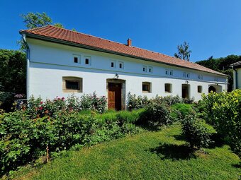 Prodej bývalého statku (3 budovy), Luka pod Medníkem - 2