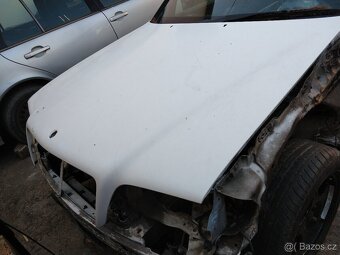 Mercedes benz W202 250 TD - zbytek auta z přestavby - 2