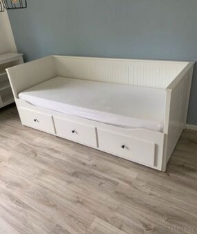 HEMNES POSTEL S 1 KVALITNÍ MATRACÍ - 2