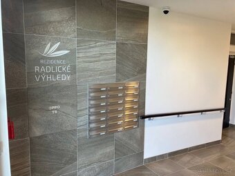 Pronájem bytu 1+kk, 33 m² – Lučištníků, Praha 5, Radlice - 2