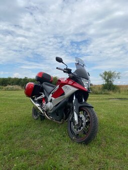 Honda Crossrunner VFR800X - 2