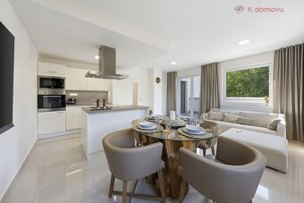 Prodej bytu 3+kk s terasou 90m2 a parkováním u domu, Praha Z - 2