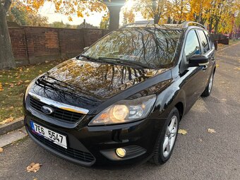 Ford Focus 1.6i 16V Titanium 107000Km - 2