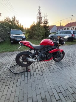Triumph Speed Triple 1050 - 2