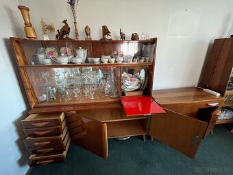 Starožitný nábytek - 2