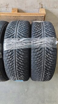 235/60/18 R18  zimní pneu Michelin - 2