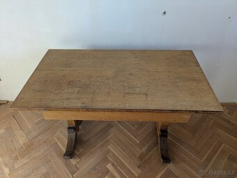 Pracovní stůl historický - 2