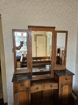 Starožitná ložnice - 2