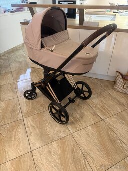 Cybex Priam 4 - jak novy koupeno únor 2025 - 2