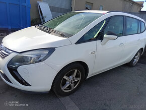 opel zafira c 2015 . 1.6 turbo A16XNT motor CNG - 2