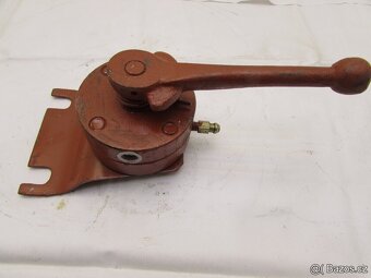 Prepinac hydraulickych brzd Zetor 2011-3011-4011 - - 2