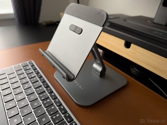 Satechi Aluminum Desktop Stand pro iPad - 2