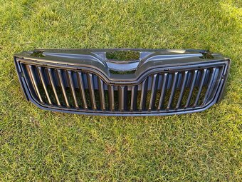 Škoda Rapid maska - 2