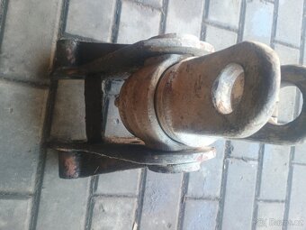 Závěs - 2