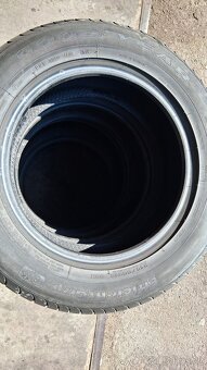 215/60 R16 - 2