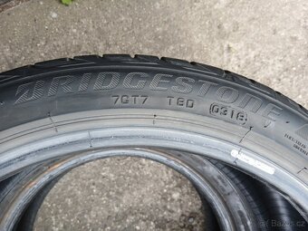letní pneu 225/40 r18 - 2