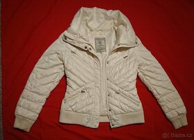 Dámská zimní bunda GUESS vel.M - 2