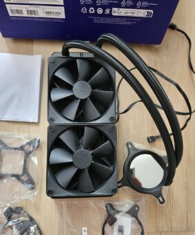 Vodní chladič NZXT Kraken 240 (RL-KN240-B1) - 2