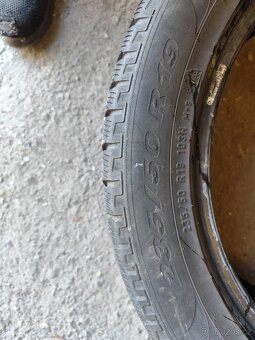 zimní pneu 235/50 r19 - 2