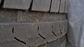 Pirelli Cinturato 235/45 R19 96W - 2
