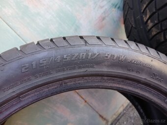 letni pneu goodride 215/45 R17 XL se vzorkem 6mm - 2