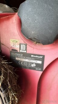 Einhell Elektrický vertikutátor/provzdušňovač RG - SA 1433 - 2