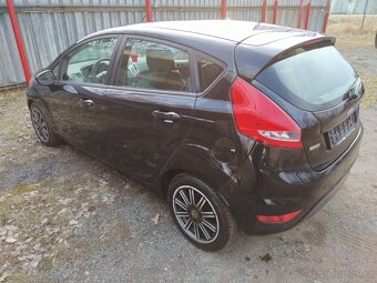 Ford Fiesta - 2