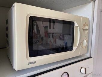 Mikrovlnná trouba Zanussi – plně funkční - 2