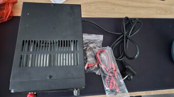 Laboratorni zdroj EP-613 0-30V 2.5A - 2