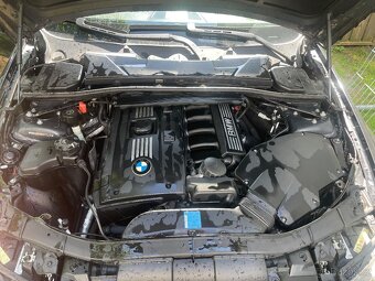 BMW e91 325i 172k - 2