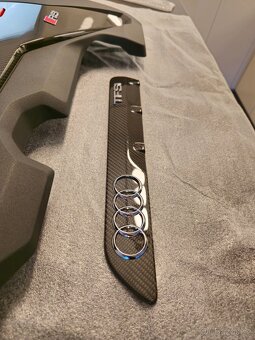 Originální karbonový kryt motoru Audi RS3 RSQ3 TT 2.5tfsi - 2