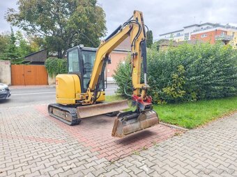 Minibagr pásový CAT 303,5 E - 2