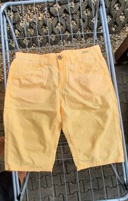 Nové oranžové kraťasy zn. Camp David. Vel. M. - 2