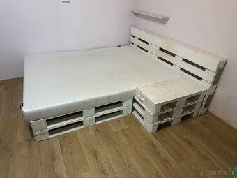 Postel z palet - 2