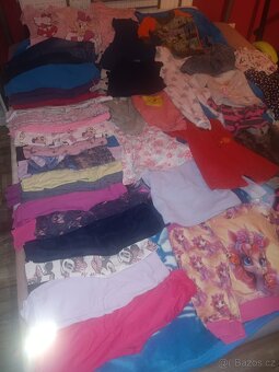 Balík oblečení velikost 92 -98 pro holku - 2