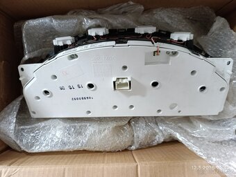 Budíky Volvo XC90 D5 - 2