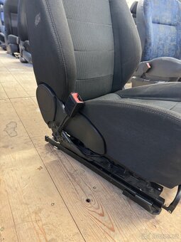 Ford Mondeo Mk4 2007-10, řidičova sedačka, sedadlo - 2