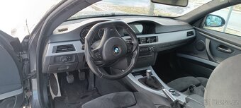 Prodám BMW E92 3.0 benzin, manuál, RWD - 2