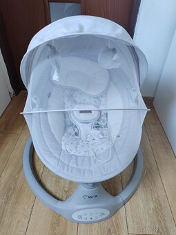 Momi elektrické houpátko - 2