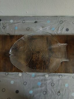 Skleněný tak a váza - 2