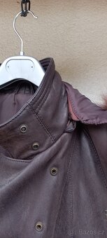 DÁMSKÁ BUNDA -- PÁRKA - 2