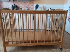 Dřevěná postýlka - 2