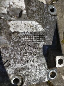 Držák alternátoru a klimatizace - 2