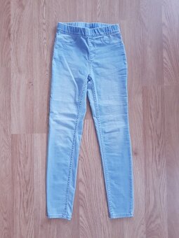 JEGÍNY • NATAHOVACÍ DŽÍNY • SKINNY KALHOTY • H&M vel. 140 - 2