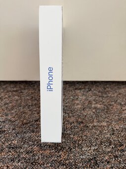 Apple iPhone 16 128gb Ultramarine. 2r zaruka T-Mobile - 2
