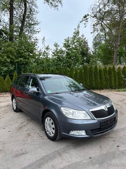 ŠKODA OCTAVIA II FACELIFT 1.6TDI, PDC, TAŽNÉ, KOMBI - 2
