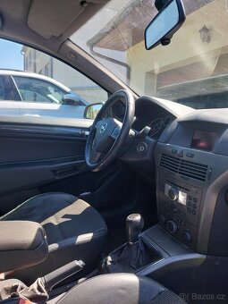 Opel Astra Caravan 1.9CDTI 16V - 2